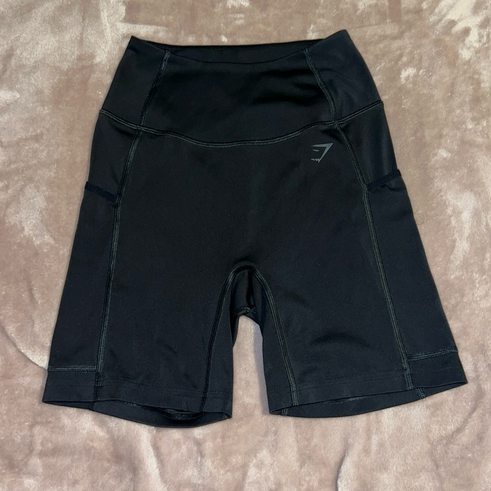 GYMSHARK BLACK BIKER SHORTS